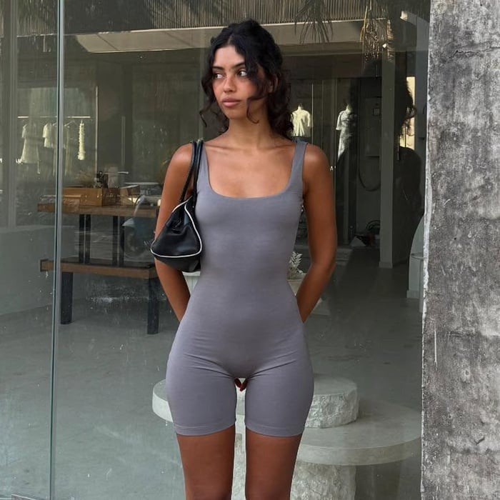 Square Neck Backless Metal Button Hollow Yoga Jumpsuit Romper