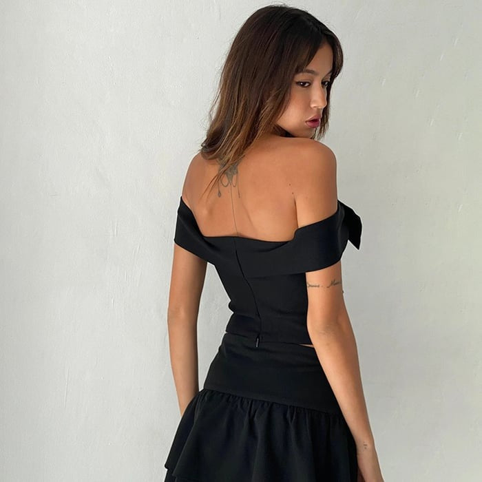 Sexy Bow One Shoulder Cropped Top