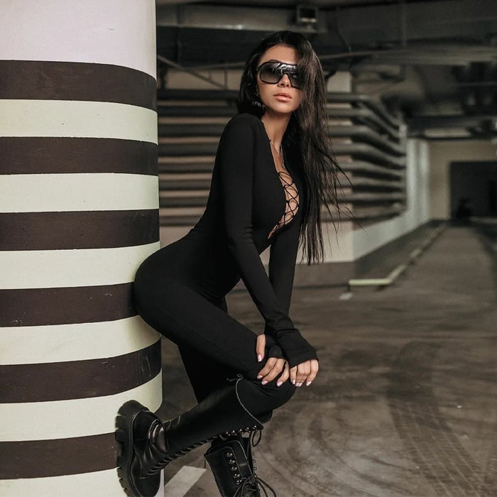 Sexy Hollow Cross Strap Long Sleeve Solid Color Jumpsuit