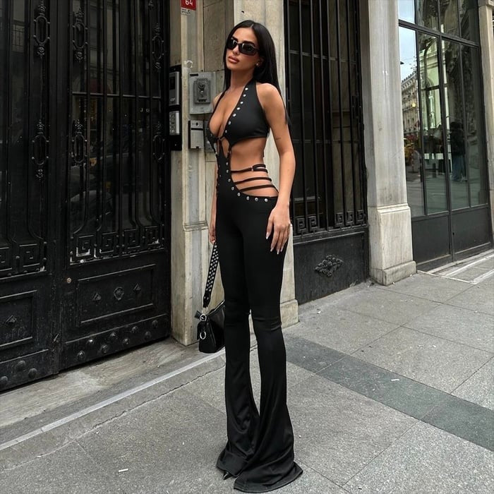 Sexy Cutout Rivet Flare Hip-lift Jumpsuit