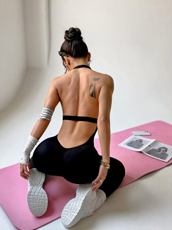 Sexy Backless Halter Neck Hip Lift Yoga Jumpsuit