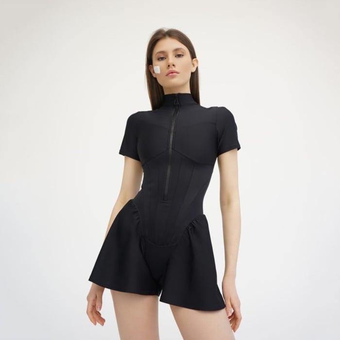 Sexy Round Neck Short Sleeve Zipper Miniskirt Jumpsuit Romper