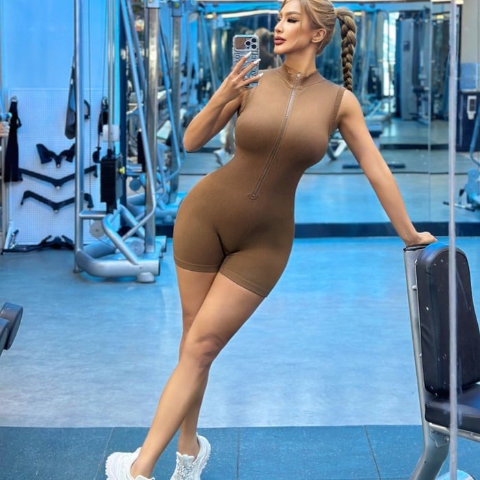 Seamless Zipper Yoga Hip Lifting Jumpsuit with Chest Pads