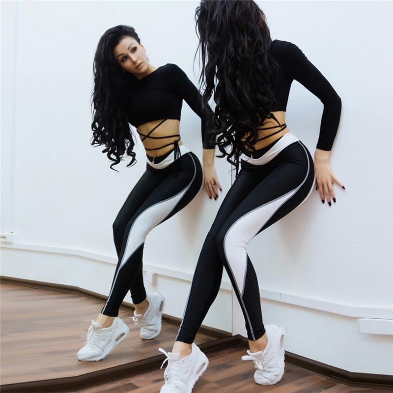 Contrast Color Stitching Heart Peach Hip Yoga Leggings
