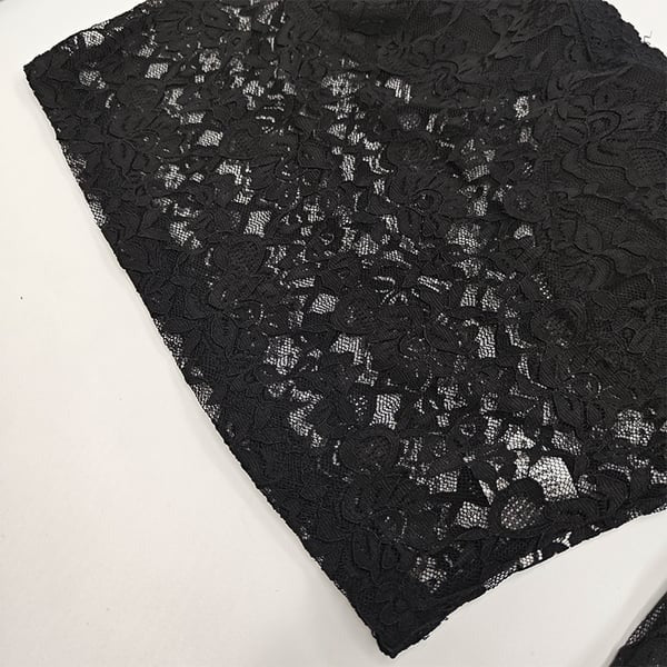 Sexy Lace Hollow Neck Long Sleeve Crop Top