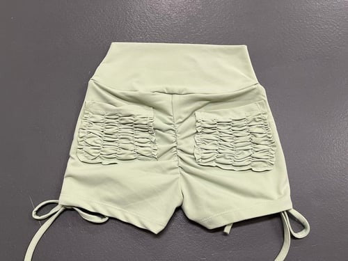BREEHER Ruched Pocket Highly Elastic Shorts