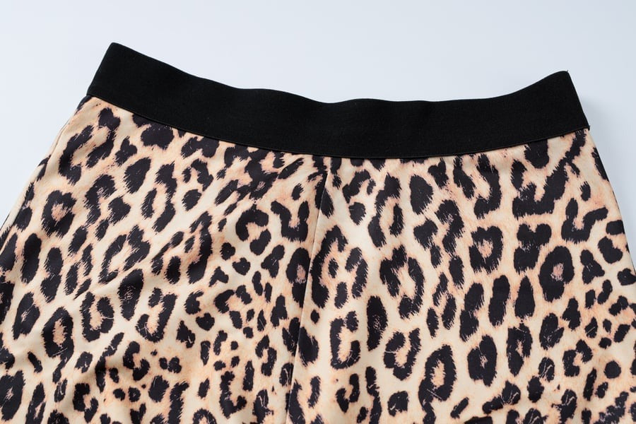 Leopard Print Square Neck Long-sleeved Crop Top & Flared Leggings Two-pieces Suit