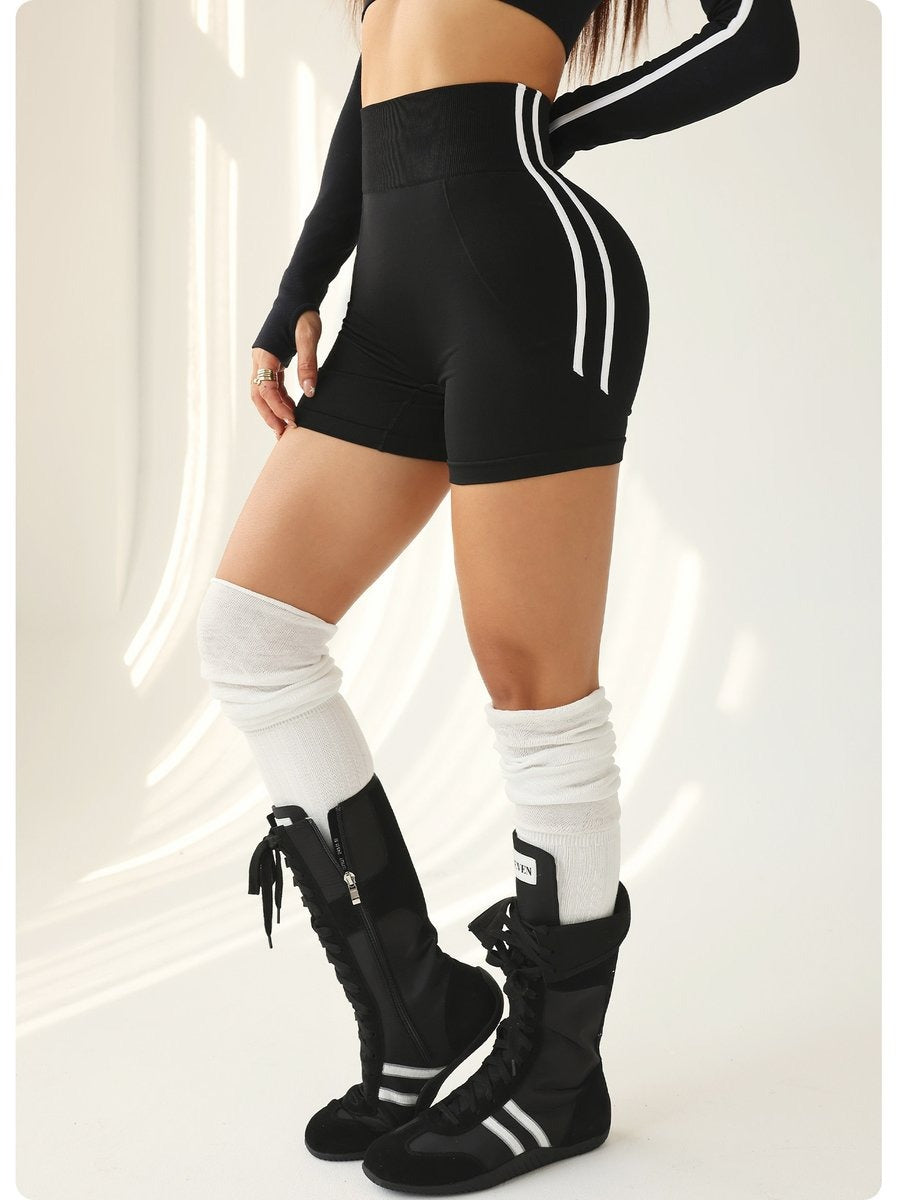 Contrasting Color Lines Sports Shorts