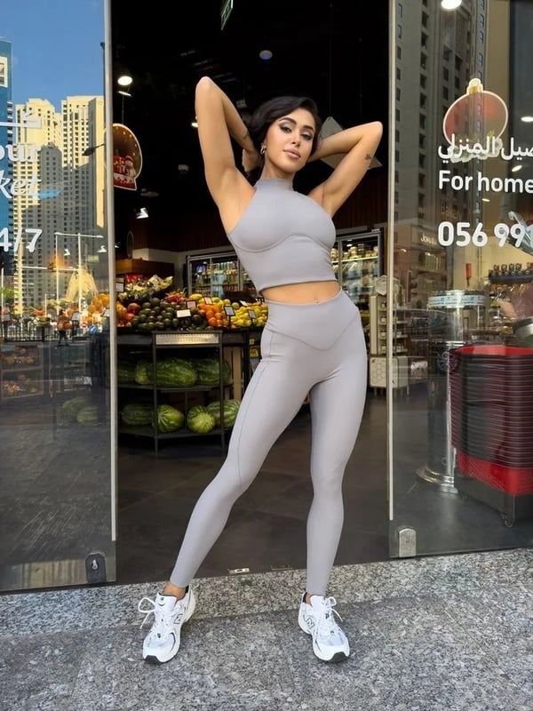 Sexy Halter Ribbed Yoga Top with Chest Pads