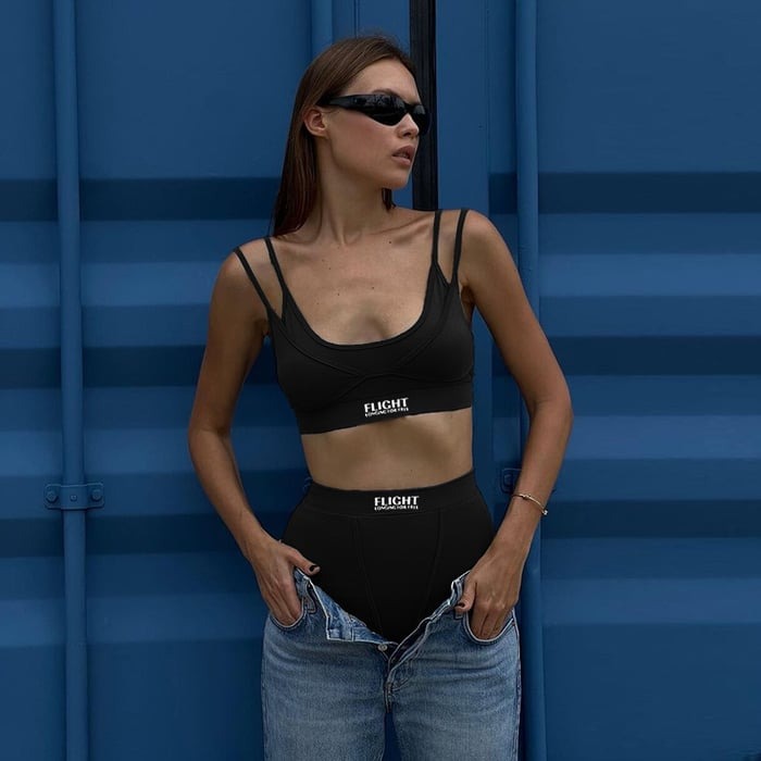 Fake Two Piece Bra and Shorts Sports Suit