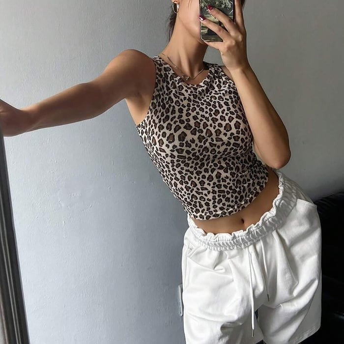 Sexy Leopard Print Cropped Tank Top
